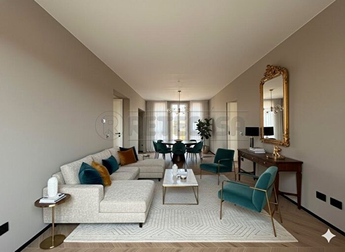 Appartamento trilocale in vendita in Via Cadorna, Crema