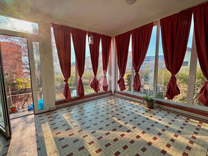 Case in Vendita e in Affitto - 3