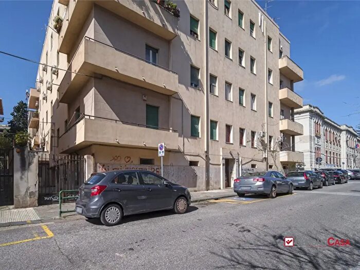 Appartamento con 5 locali in vendita in Via Oratorio della Pace, Messina