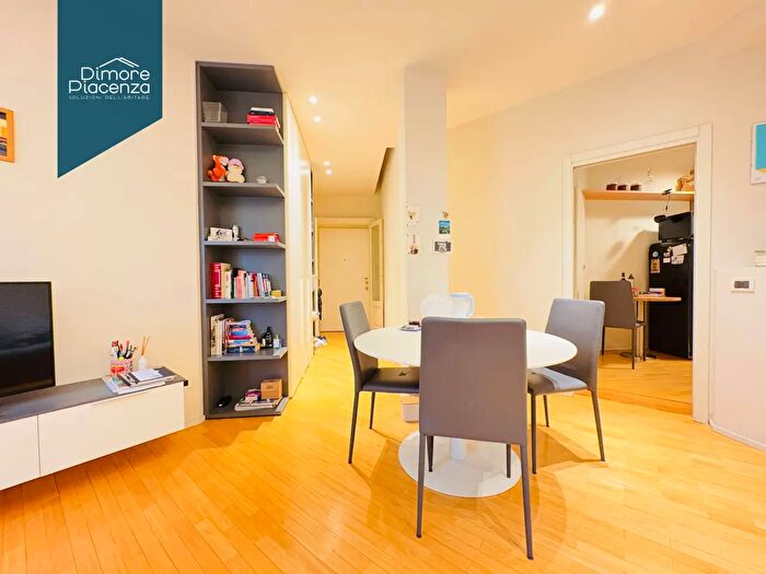 Appartamento bilocale in vendita in Via Procopio, Milano