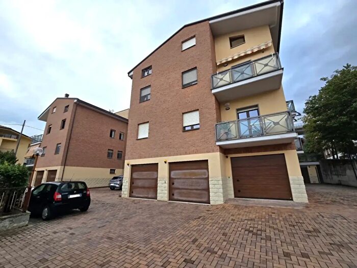 Appartamento trilocale in vendita in Via SRaniero, L'Aquila