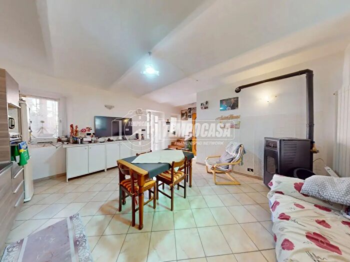 Casa trilocale in vendita in Via Umberto I, Volpiano