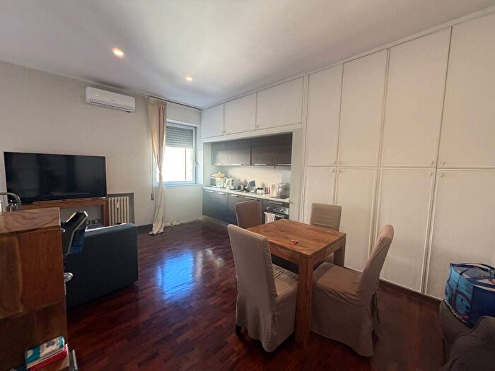 Appartamento monolocale in affitto in Via dell'Olmata, Colle Oppio, Roma