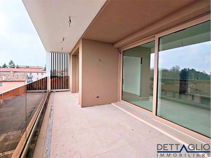Appartamento con 5 locali in vendita in via Bissuola, Mestre, Venezia