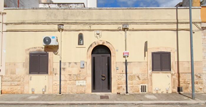 Casa trilocale in vendita in Via Giovanni Bovio, Casamassima