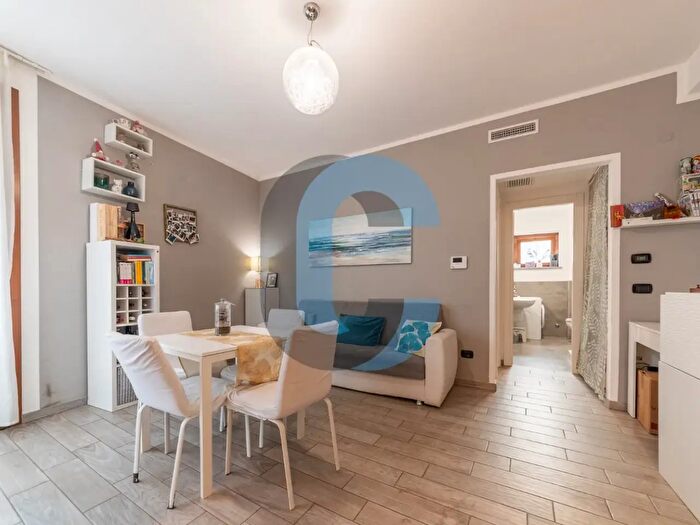 Appartamento bilocale in vendita in Via XXV Luglio, Grottaferrata