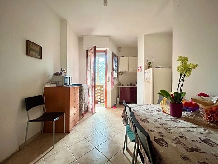 Appartamento trilocale in vendita in Via Pietro Micca, Asti