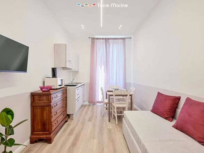 Appartamento bilocale in affitto in Via Nino Bixio, Centro Storico, La Spezia