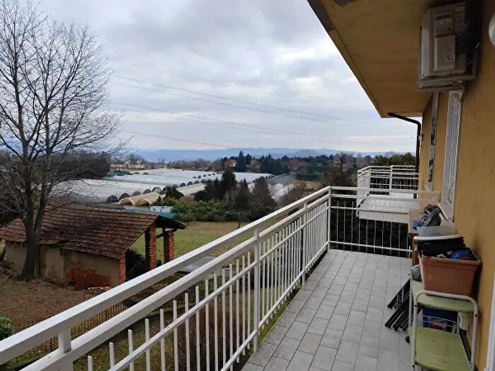 Appartamento bilocale in vendita in Via Alto Vergante, Nebbiuno