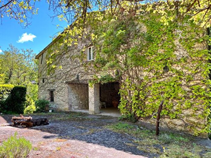 Casa con 6 locali in vendita in Area Residenziale Cesana Mazzaferro San Donato, Urbino