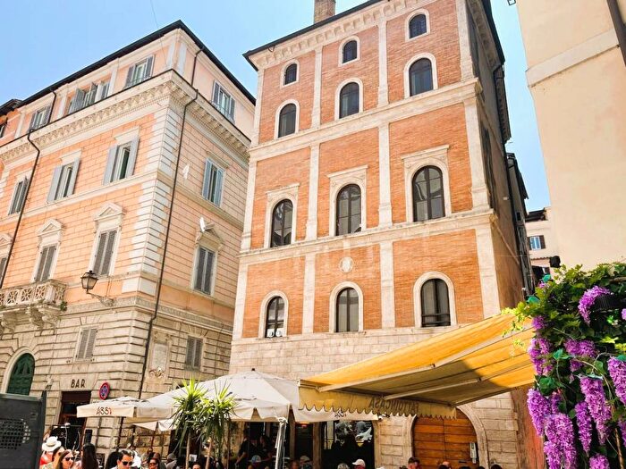 Appartamento bilocale in affitto in Via del Governo Vecchio, Piazza Navona, Roma