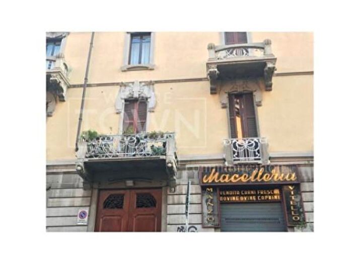 Appartamento trilocale in affitto in Via Antonio Stoppani, Milano