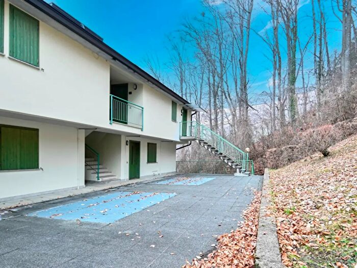 Appartamento bilocale in vendita in Via Cornagera, Aviatico