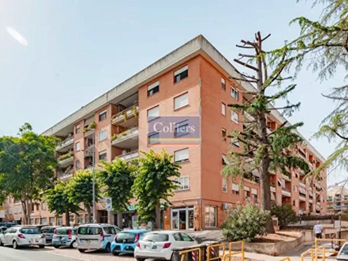 Appartamento trilocale in vendita in Via Beata Savina Petrilli, Roma