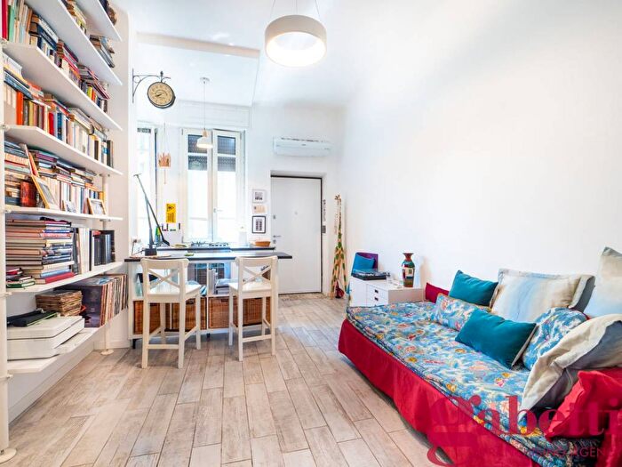 Appartamento bilocale in vendita in via Bassini, Città Studi, Milano