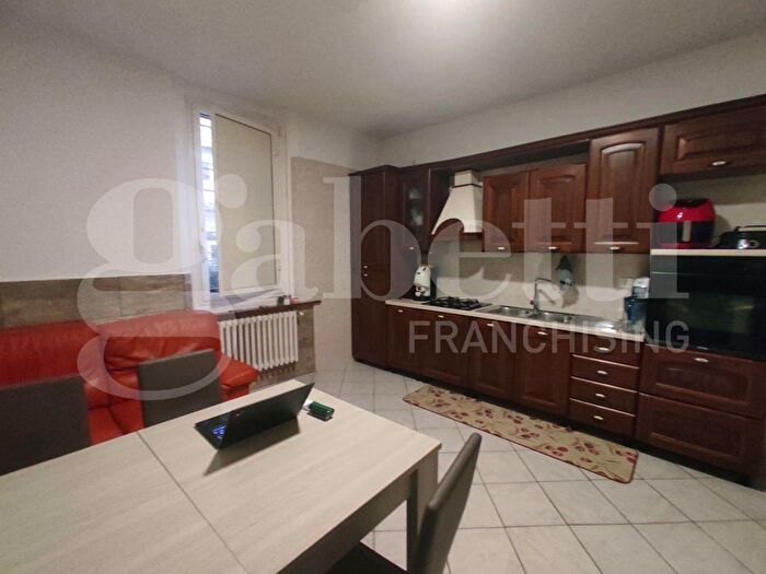 Appartamento trilocale in vendita in Via Spada, Bologna