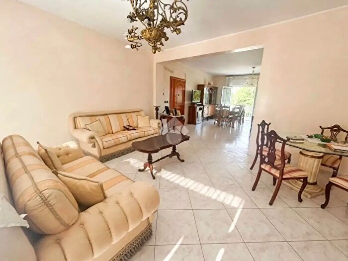Appartamento quadrilocale in vendita in Via Vittorio Veneto, Barletta