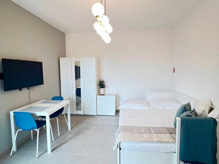 Appartamento monolocale in affitto in Via Sulmona, Bologna Sulmona, Milano