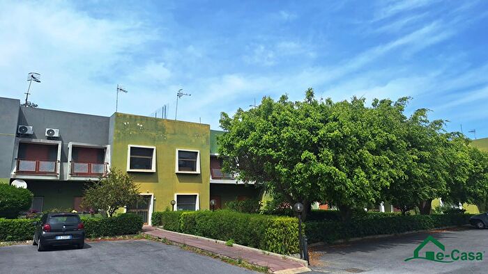 Casa con 5 locali in vendita in Via dellAnno Santo, Messina