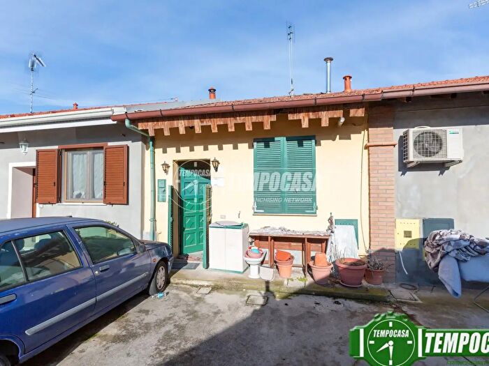 Appartamento monolocale in vendita in Via Circonvallazione, Spino DAdda