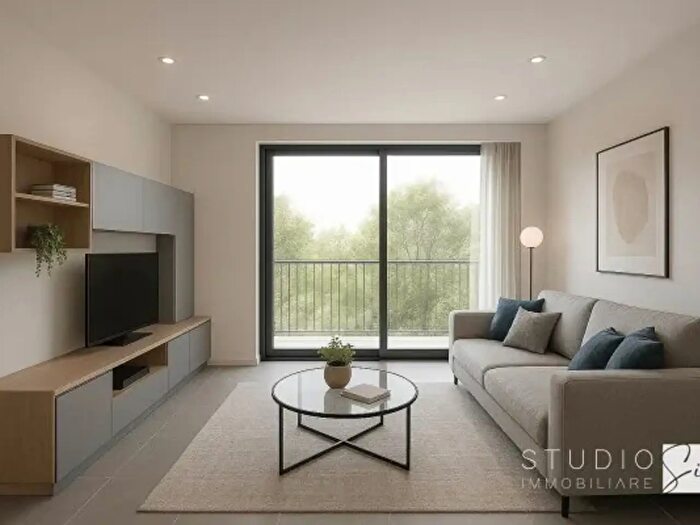 Appartamento con 6 locali in vendita in Via della Libertà, Agliana