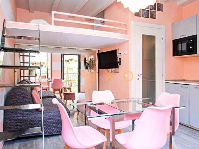 Appartamento monolocale in affitto in Via Pietro Custodi, Corso San Gottardo, Milano