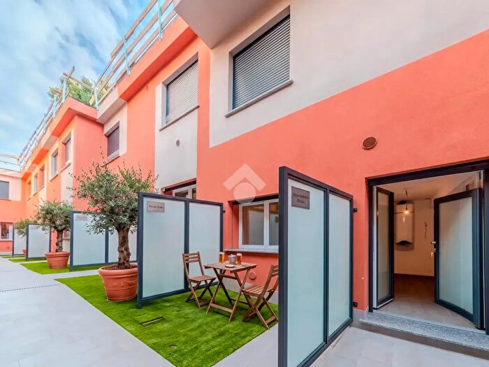 Appartamento bilocale in vendita in Via Ponale, Milano