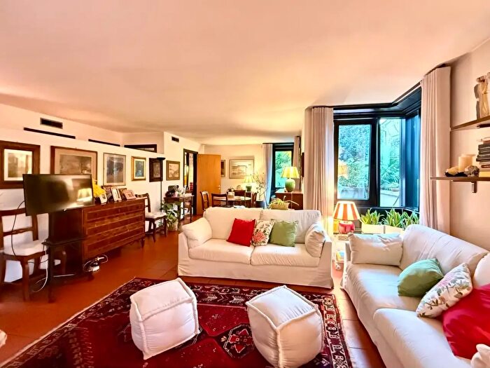 Appartamento con 8 locali in vendita in Versa I Via delle Tagliate, Lucca