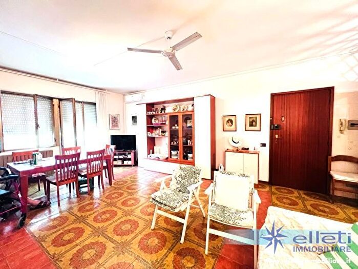 Appartamento quadrilocale in vendita in Massa