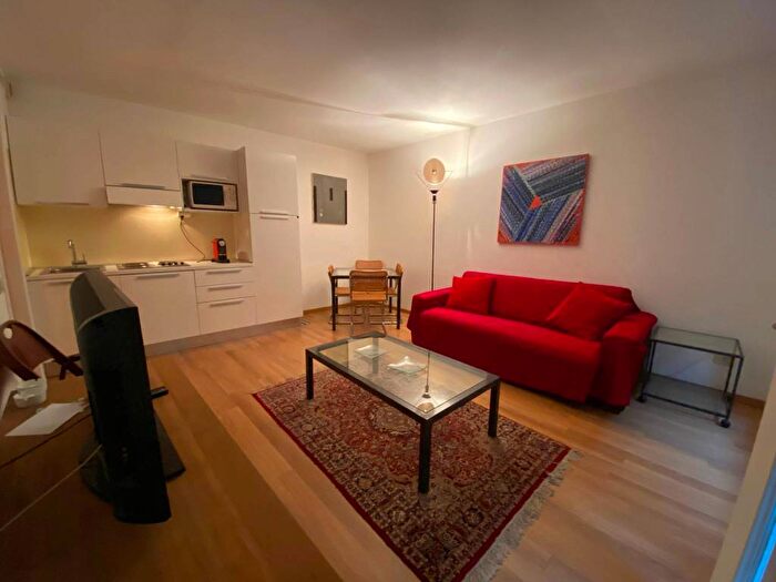 Appartamento bilocale in affitto in Via Vigevano, Navigli Darsena, Milano