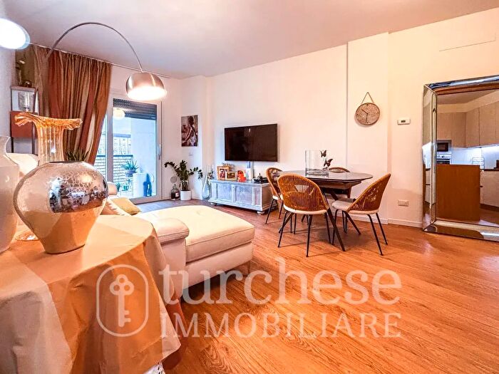 Appartamento trilocale in vendita in Via Gabriele Tadino, Bergamo