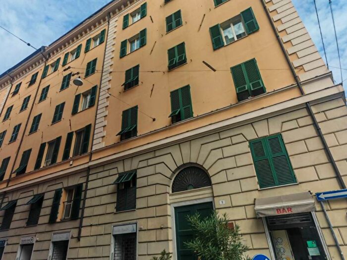 Appartamento bilocale in affitto in Via Colombo, San Vincenzo, Genova