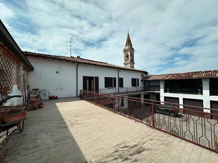 Appartamento trilocale in vendita in Via Cavour, Cortemaggiore