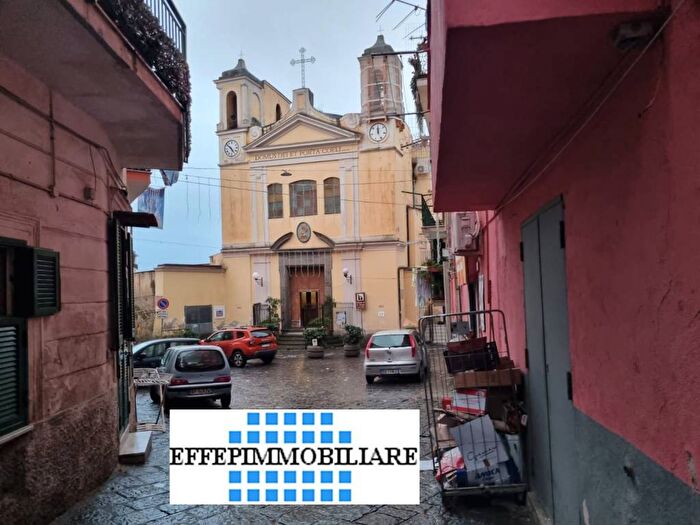 Appartamento bilocale in affitto in Via Giovanni Pascoli, Posillipo, Napoli