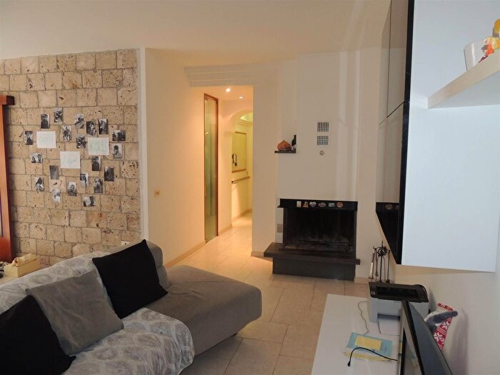 Appartamento quadrilocale in vendita in Via Castello, Terni