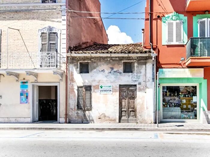 Casa trilocale in vendita in Via Umberto I, Porto Sant'Elpidio