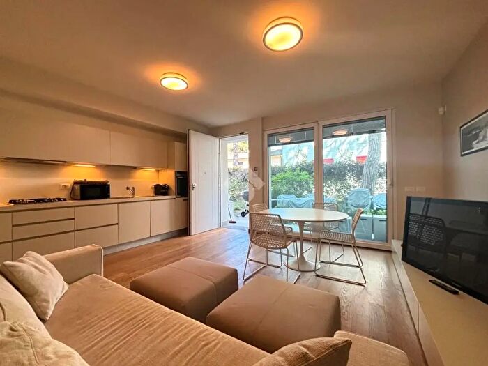 Appartamento quadrilocale in vendita in Viale delle Palme, Ravenna