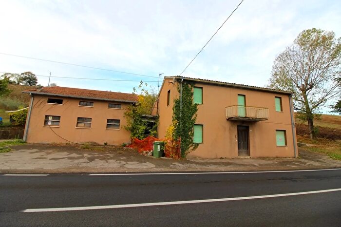 Casa in vendita in San Leo Rn, San Leo