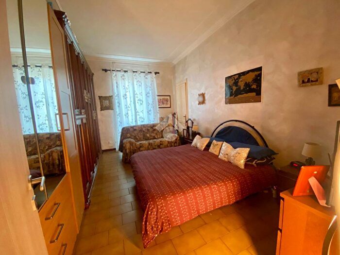 Appartamento trilocale in vendita in Corso Vercelli, Torino