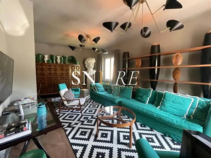 Casa con 6 locali in vendita in Via Coluccio Salutati, Firenze