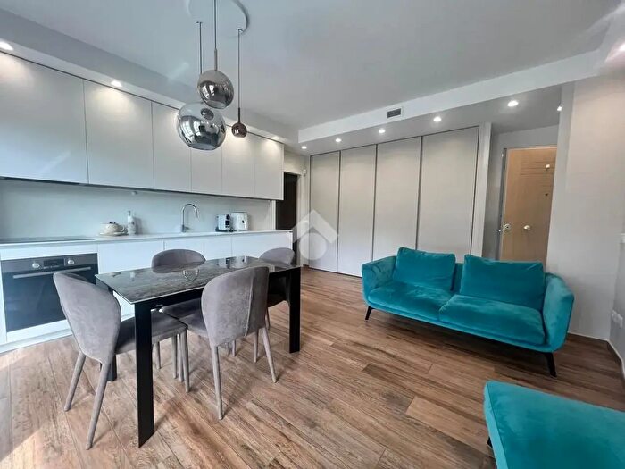 Appartamento trilocale in vendita in Via G Donizetti, Cassino