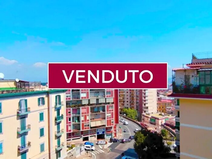 Appartamento quadrilocale in vendita in Via Giacinto Gigante, Napoli