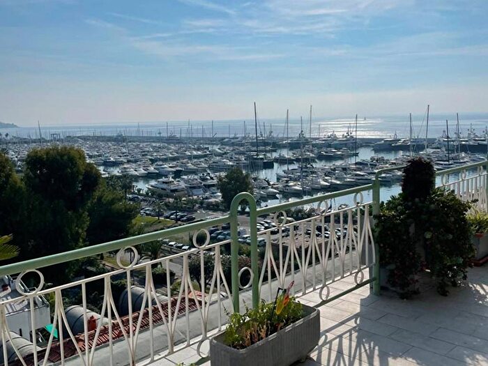 Casa trilocale in affitto in Porto Vecchio, Sanremo
