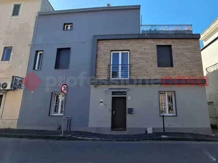 Casa quadrilocale in vendita in Via Sammartino, Castel San Giorgio