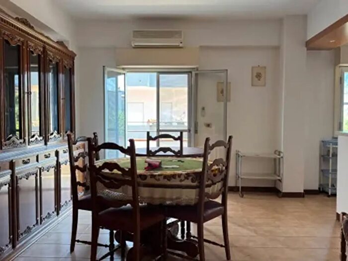 Appartamento trilocale in vendita in Via Nazionale, Falcone