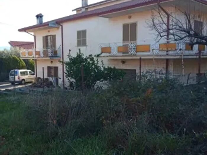 Casa con 6 locali in vendita in Località Piano dei Rossi, San Benedetto Ullano