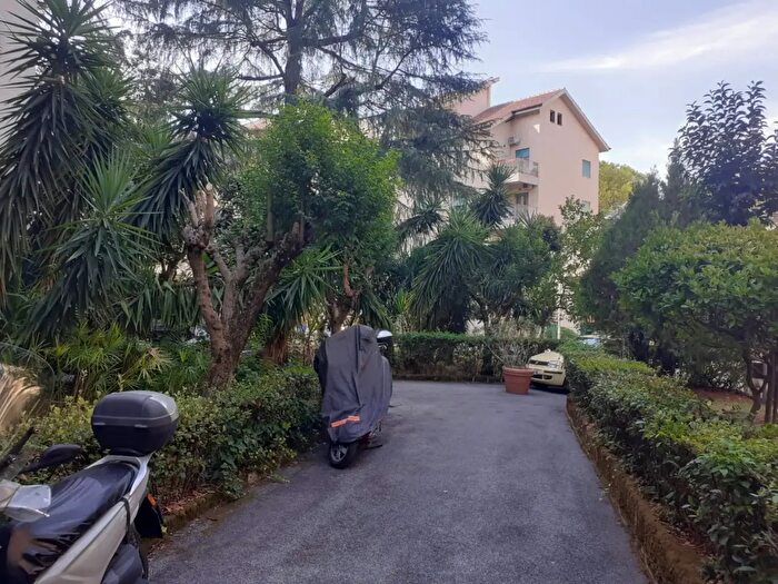 Appartamento bilocale in vendita in Via Ivanoe Bonomi, Roma