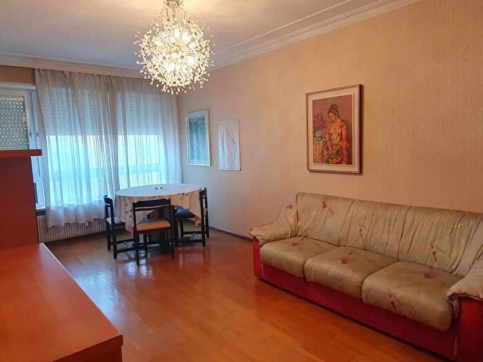 Appartamento con 9 locali in vendita in Via Roen, Bolzano