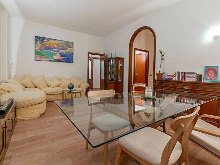 Appartamento trilocale in affitto in Via Angelo del Bon, Bovisa, Milano