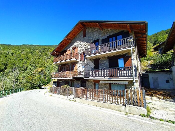 Appartamento bilocale in vendita in Frazione Mondache, Sarre